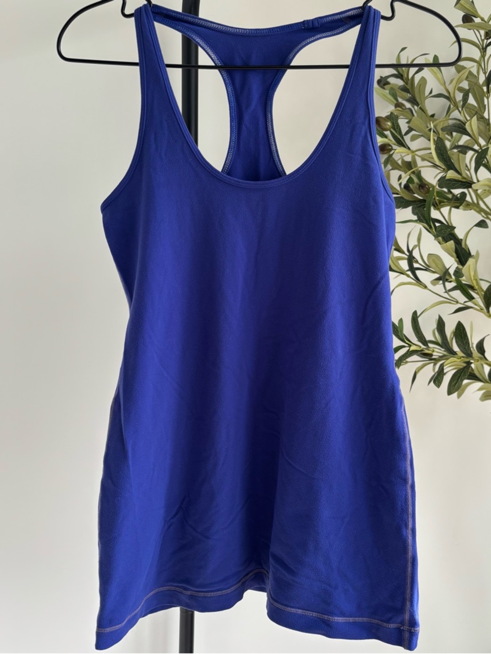 • [Lululemon] Racerback Tank •